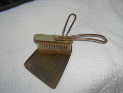 Copper crumb shovel and crumb broom