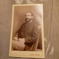 19.századi fotó egy úrról