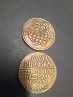 Bronze elm red plaque, coin.