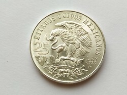 Silver 25 pesos 1968.