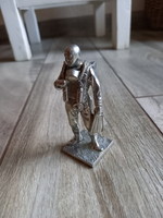 Csodás régi ezüstözött ón szobor: katona búvár felszereléssel (9,5 cm)
