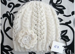 Hand-knitted hat, floral