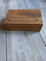 Antik Kugler Henrik Gerbaud süteményes doboz (16,2x10x5,2 cm)