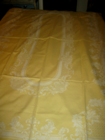 Beautiful damask tablecloth 127 cm x 220 cm