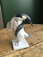 Régi Kaiser táncoló pingvin festett biszkvit porcelán