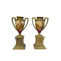Pair of Viennese decorative vases m1125
