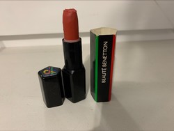 Retro benetton lipstick