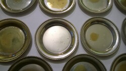 Antik ezüstözött réztálka,ékszertartó, v.más célra is  12 db átm.63 mm