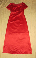 Red satin maxi dress size: 72 cm h: 134 cm mb: 82 cm