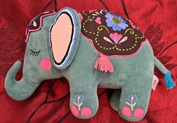 Indian handmade elephant decorative pillow (l4355)