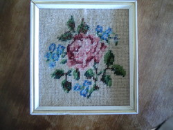 Tapestry small picture rose head in plastic frame 18x18 cm