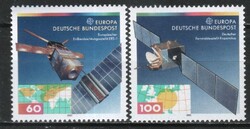 Postatiszta Bundes 2098 Mi 1526-1527    4,00 Euró