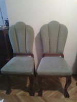 Art deco székek (legyezőmintás háttámlával, faragott lábakkal)