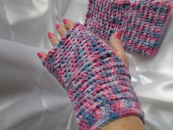 Handmade, crocheted gloves without sleeves, 18 cm.