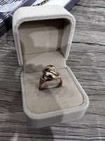 Women's 14k gold ring