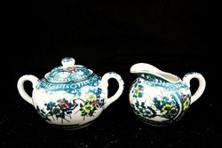 Eastern - Japanese porcelain milk jug and sugar bowl - art&decoration