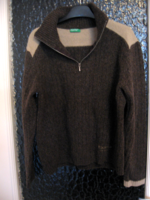 Very retro Benetton wool sweater brown-beige m