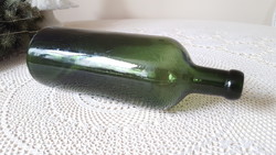 Régi vastag zöld üvegpalack