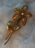 Gilded flower brooch - pin