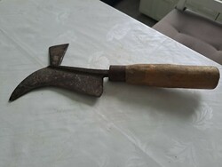 A cobbler's tool