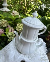 Antik porcelán tea torony