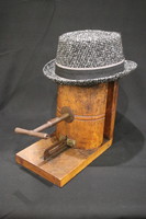 Állítható kalaptágító, kalapforma Franciaországból - Kalapos mester munkaeszköze - 1930/40-es évek
