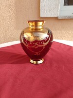 Dúsan aranyozott bordó színű Cseh üvegváza,,21 cm,,,Hibátlan,,