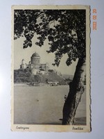 Régi képeslap: Esztergom, Bazilika (40-es évek)