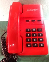 Vezetékes, nyomógombos telefon/ piros HARMONY modell/. Asztali készülék, 15x22 cm.