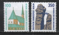 Postatiszta Berlin 1008 Mi 798-799      6,50 Euró