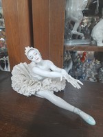 German, germany unterweissbach 1958-1976, ballerina porcelain figure with tulle skirt. 21 Cm.