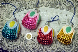 Set of 4 retro colored glass Christmas tree decorations glitter hand painted 6 cm