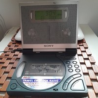 Retro sony icf-cd2000 travel fm/am radio cd clock stereo