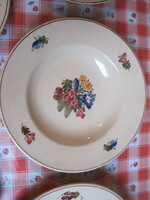 Tiroli kézi festésű tányérok.