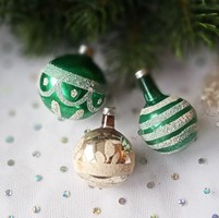 Régi kis üveg gömb karácsonyfa díszek 3db együtt 3-  4.5cm
