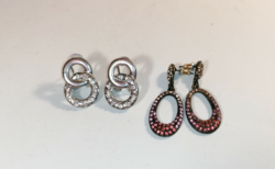 Earrings (1048)