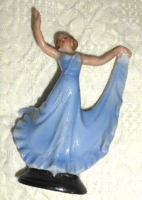 Antik porcelánfigura  miniatúra táncosnő
