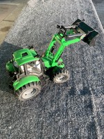 SALE/ KIÁRÚSÍTÁS Traktor játék
