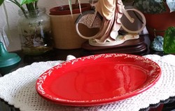 Ritka piros mázas KIL kerámia tányér, fali tányér, kínáló, fehér díszítő festéssel, 24 cm