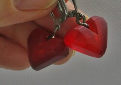 Szép régi kézműves ezüst  fülbevaló piros öntött üveg szívekkel