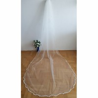 ÚJ, kézzel készített, 1 rétegű, csipkés szélű EKRÜ, 3 méteres menyasszonyi fátyol (84.2)
