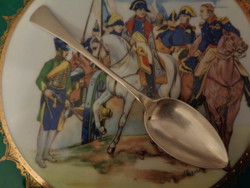 Elegant English style, silver teas - dessert spoon