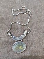 Izraeli ezüst nyaklánc-nyakék római üveggel