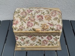 HUF 1 fabulous antique tapestry large sewing box