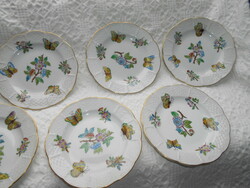6 small dessert plates with Herend Victoria pattern