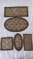 Antique display tablecloths with metal fiber hem, 42 x 20 cm, 40 x 26, 25 x 14, 19 x 19, 24 x 13 cm