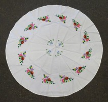 1A794 circular embroidered Kalocsa tablecloth 140 cm
