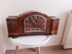 Petersen wooden fireplace clock