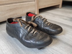 Antik futball cipő