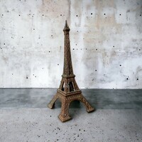 Retro metal Eiffel Tower table decoration